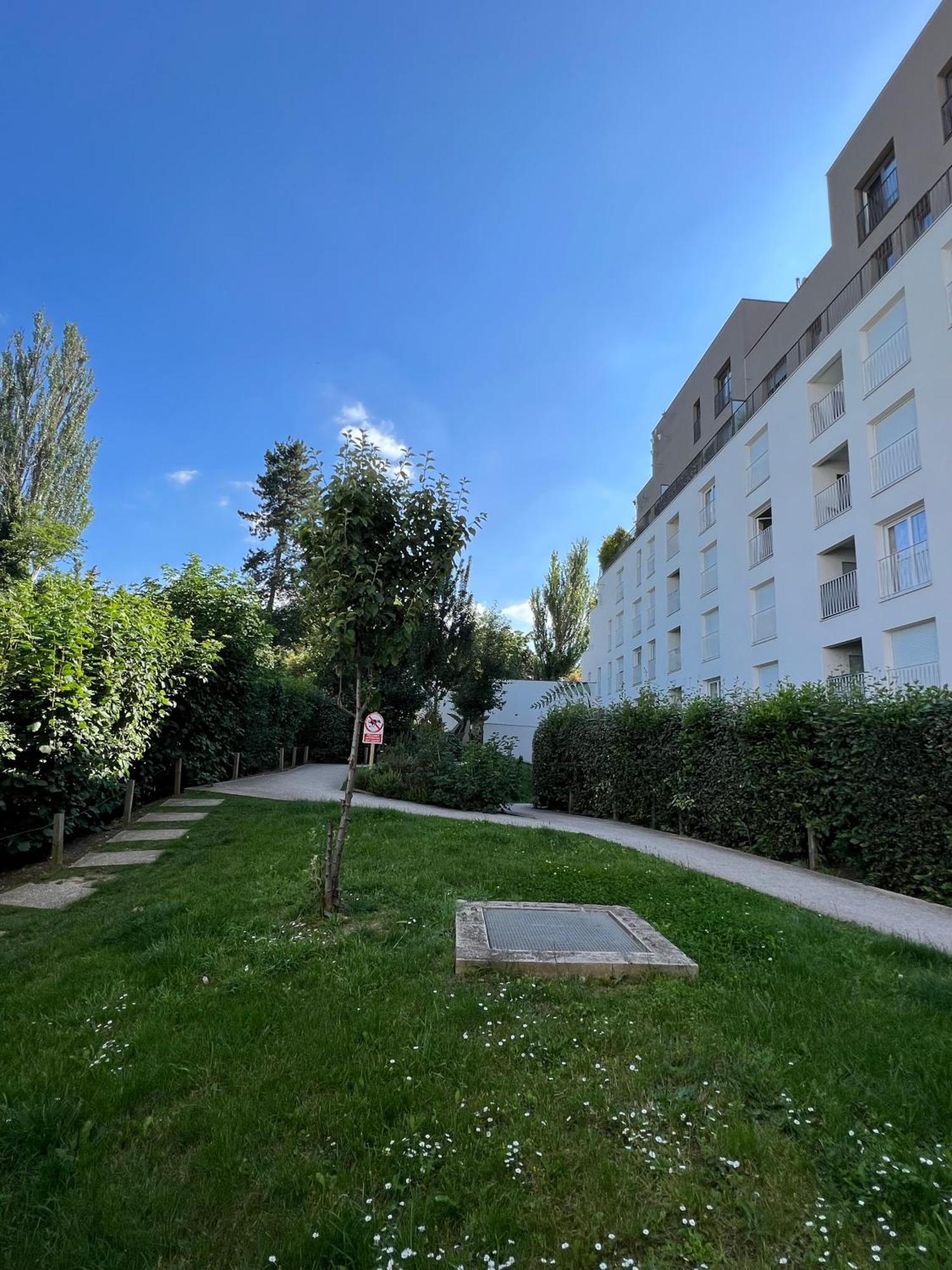 Appartement Elegant Et Lumineux Romainville Buitenkant foto